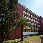Irena Downtown Apartment