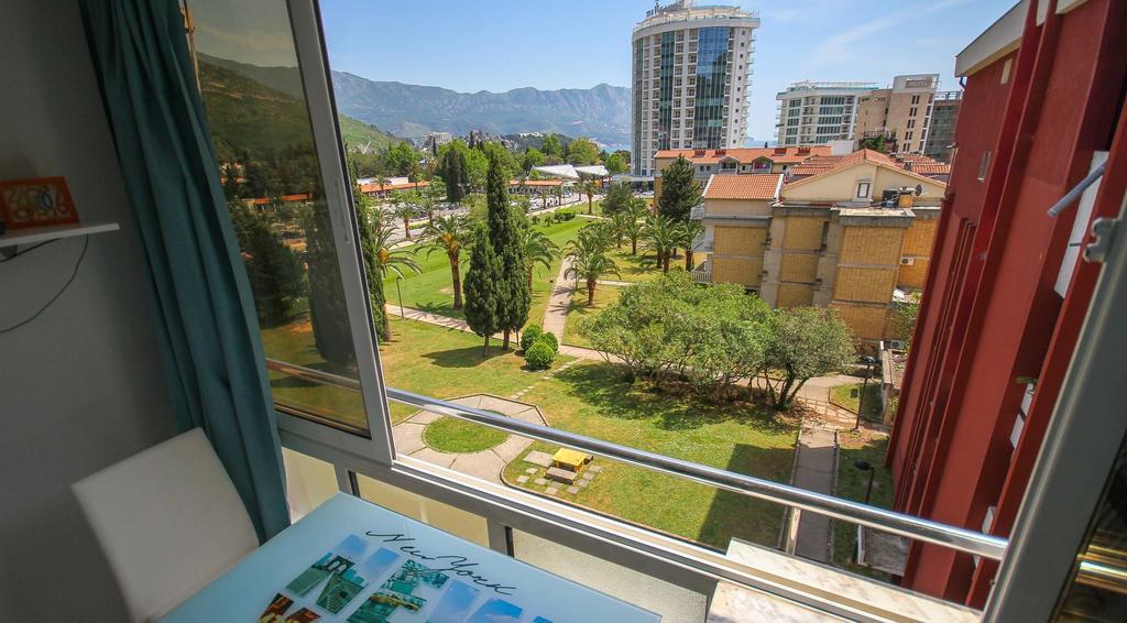 Irena Downtown Apartment